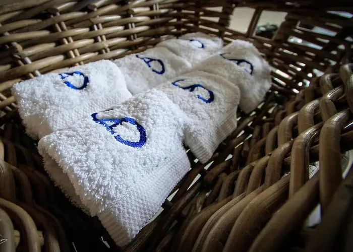 Quinta Da Torre - Casas De Campo B&B